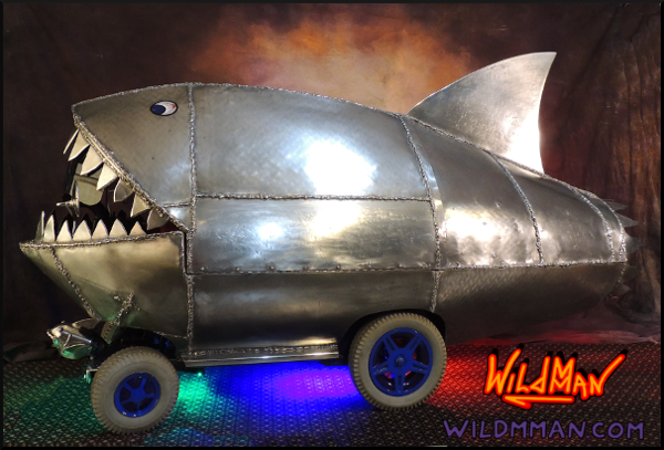 Bubbles the Shark left side.