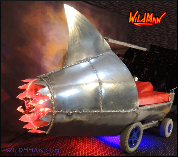 Bubbles the Shark rear LED view